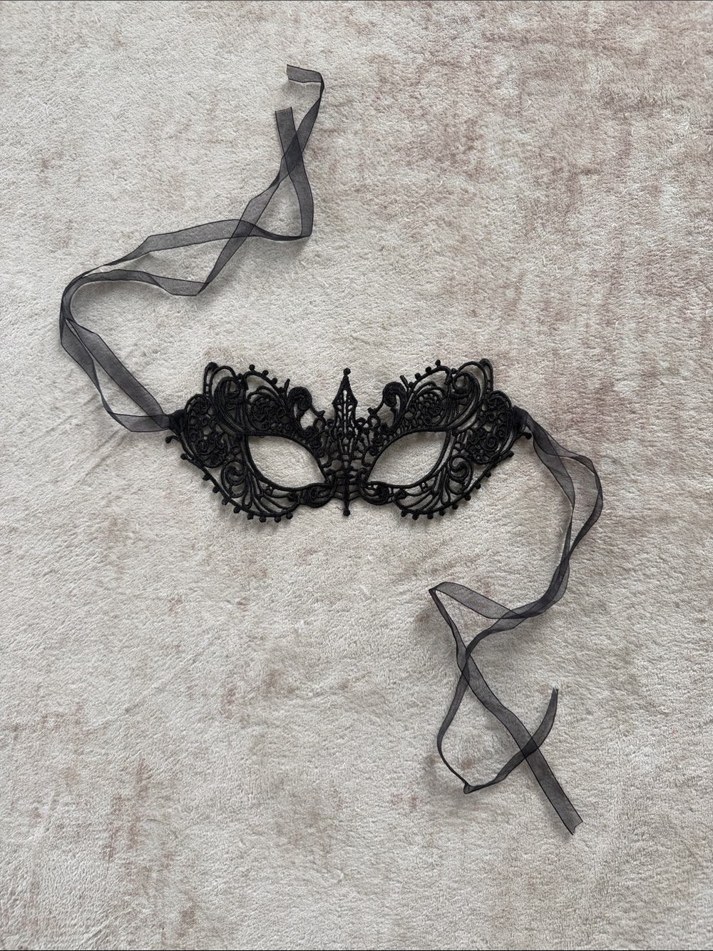 Black Lace Masquerade Eye Mask with Ribbon Ties - Picture 3 of 5